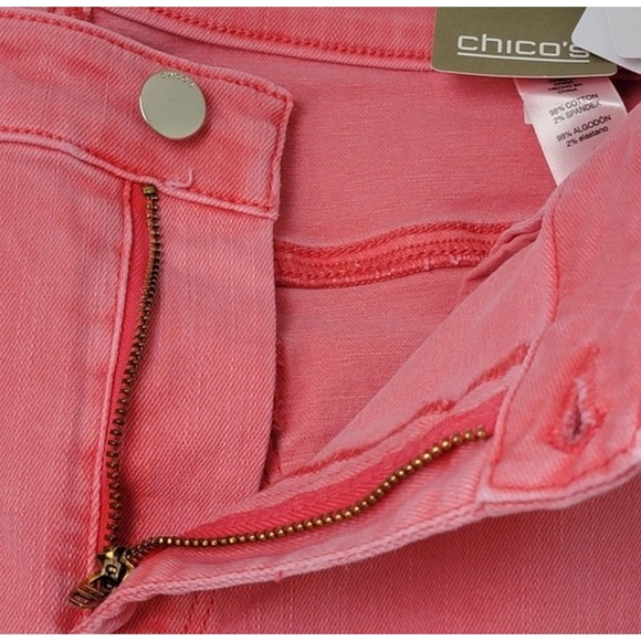 Chico's NEW Women's Size 10 Coral Perfect Girlfriend Slim Capri Fray Hem Jeans - Picture 5 of 15
